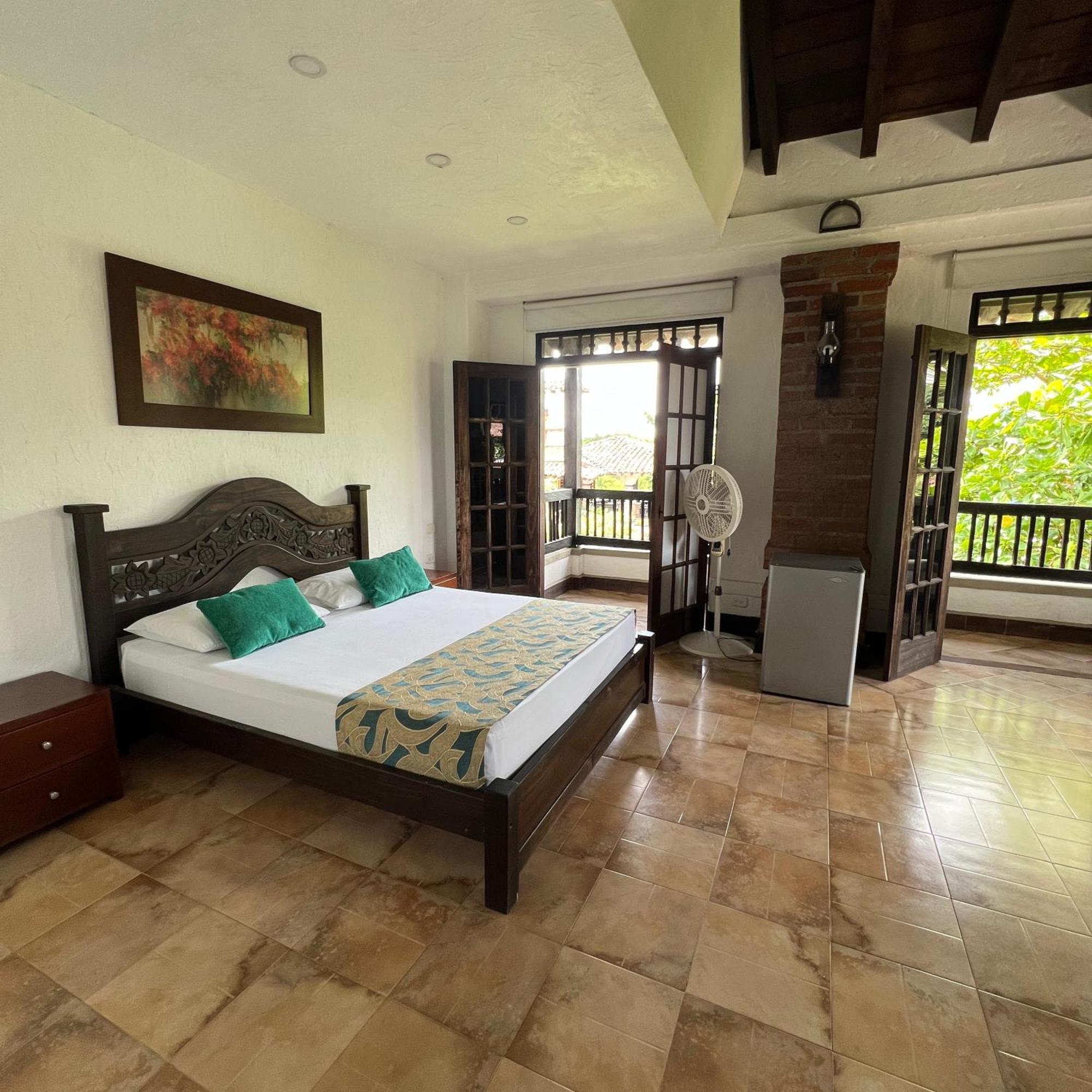 מונטנגרו Finca Hotel La Esperanza מראה חיצוני תמונה