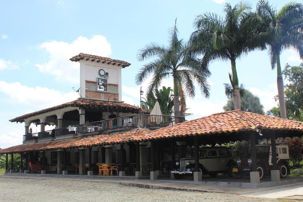 מונטנגרו Finca Hotel La Esperanza מראה חיצוני תמונה